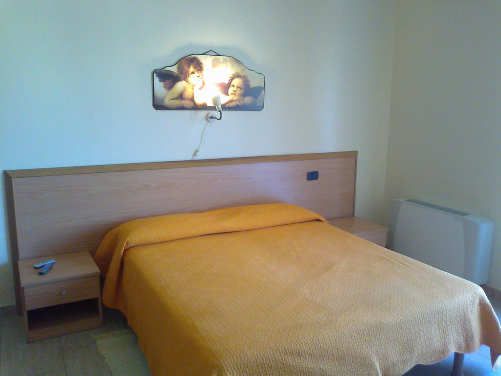 Life Hotel Ariano Irpino Camera foto